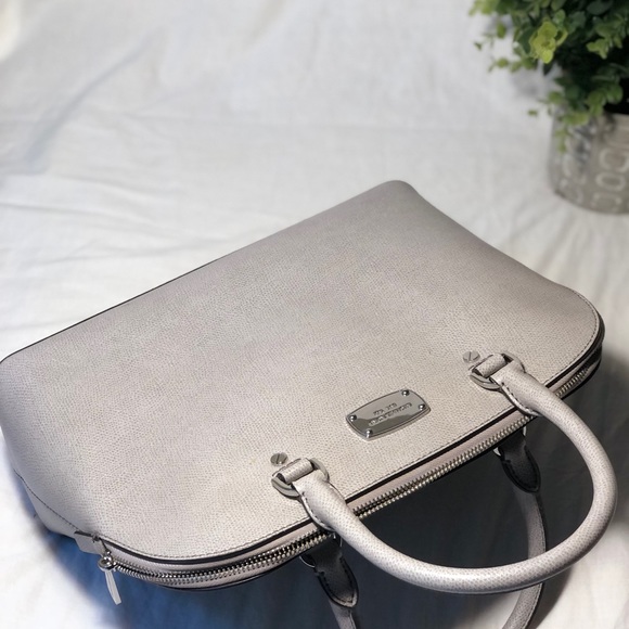 Michael Kors Bag - Picture 8 of 10